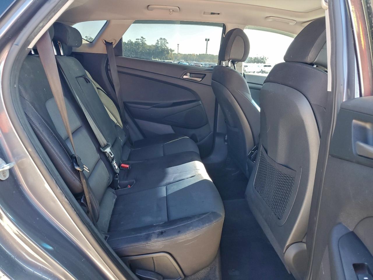 2018 HYUNDAI TUCSON VALUE photo 21