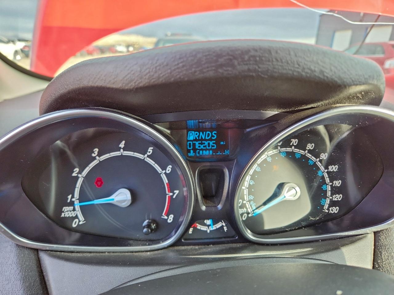 2015 FORD FIESTA SE photo 17
