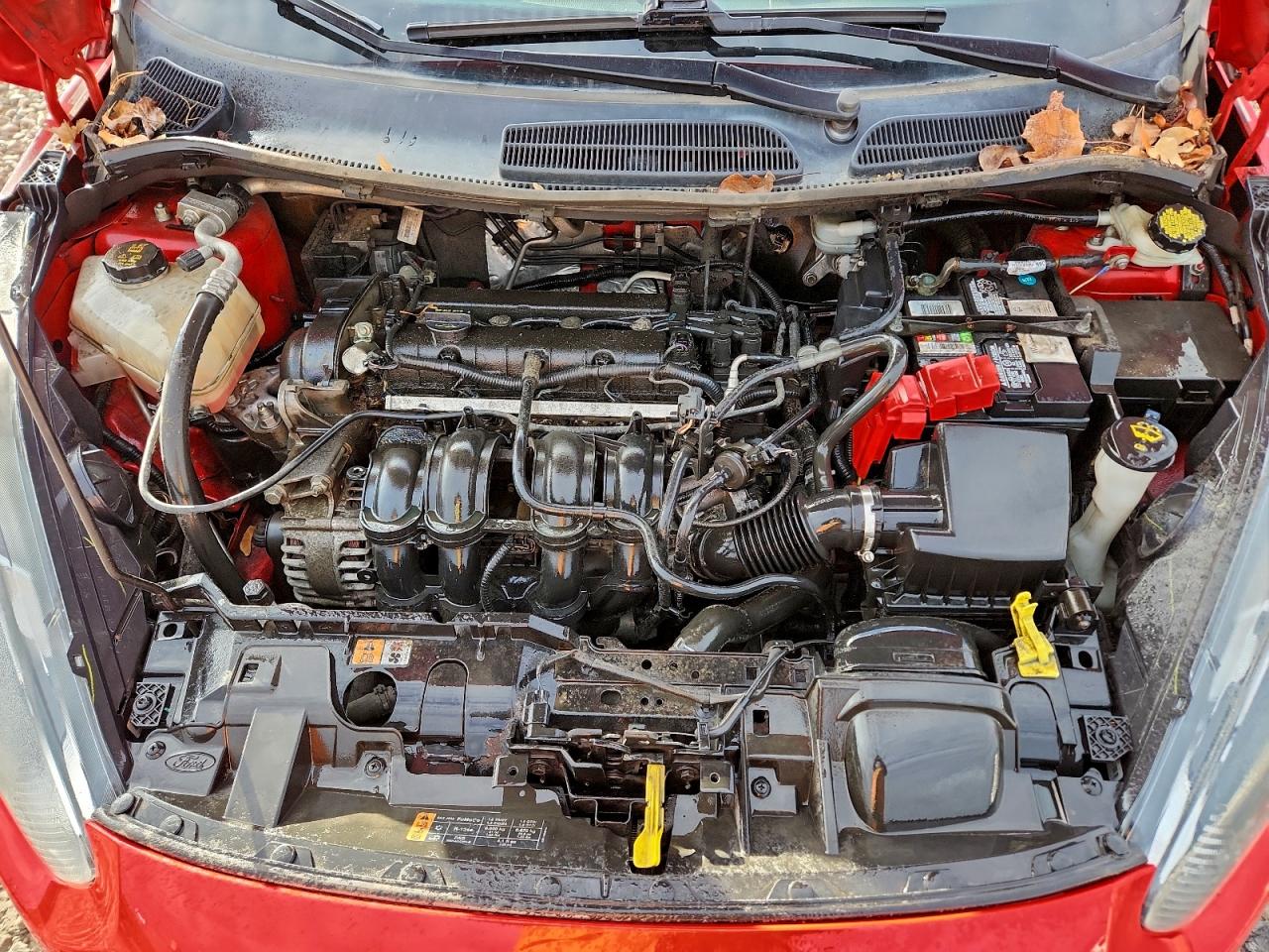 2015 FORD FIESTA SE photo 21