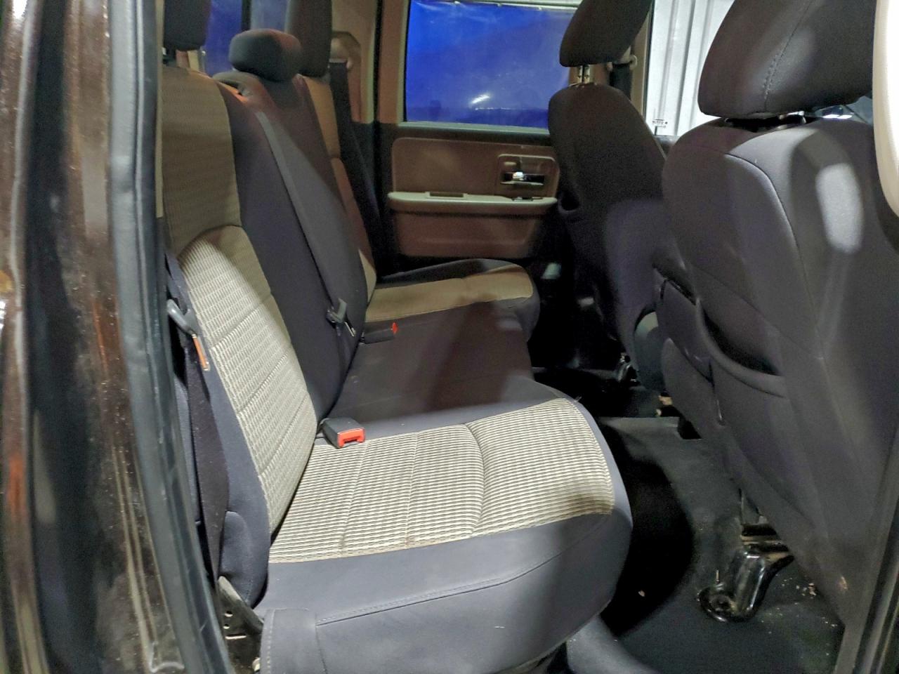 2011 DODGE RAM 1500 photo 28