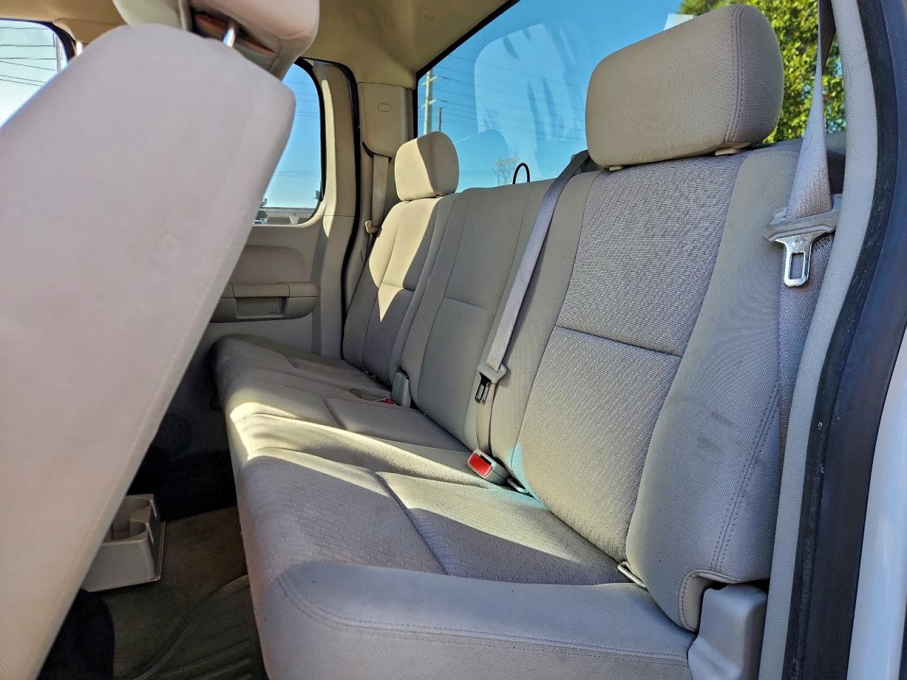 2012 GMC SIERRA C2500 SLE photo 19