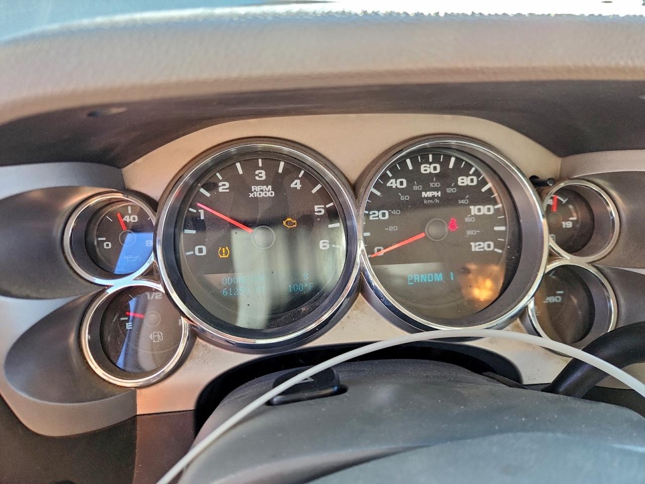 2012 GMC SIERRA C2500 SLE photo 17