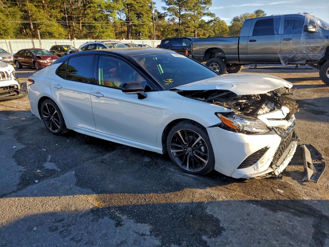 2020 TOYOTA CAMRY XSE photo 10
