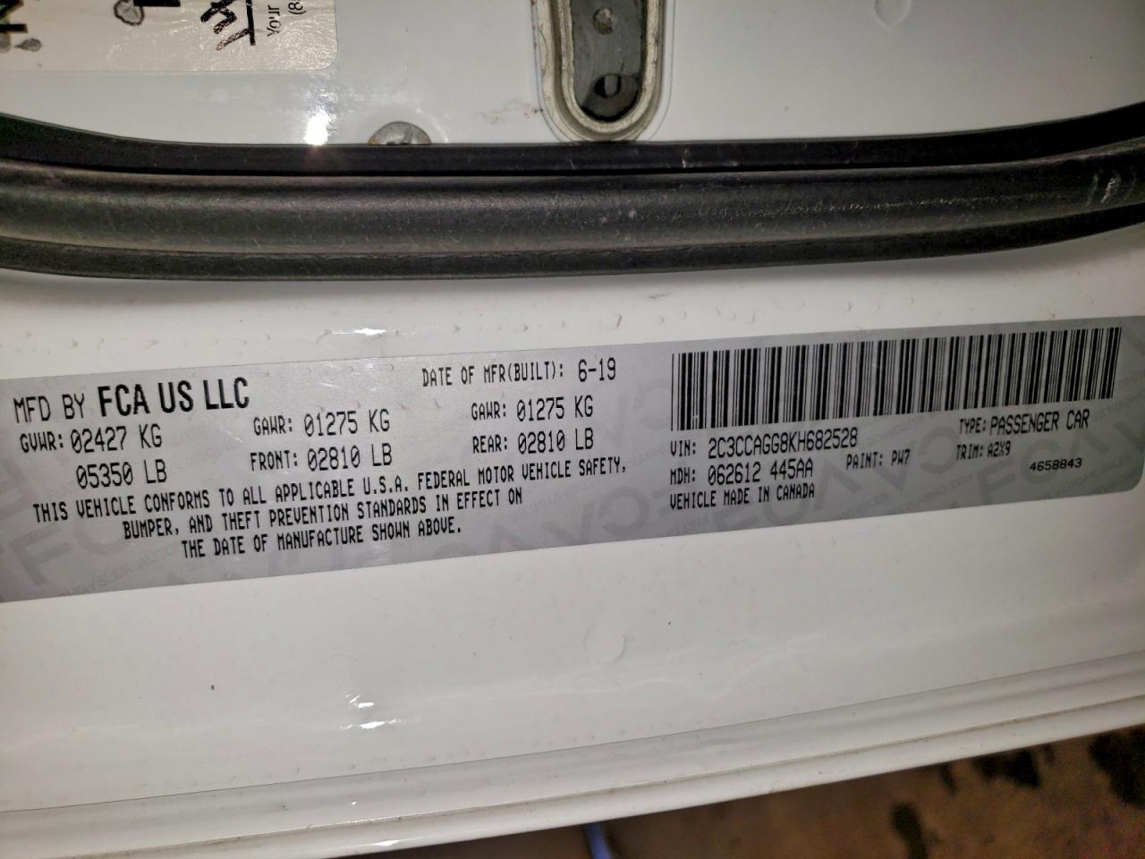 2019 CHRYSLER 300 S photo 12