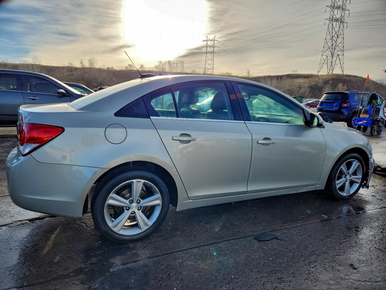 2016 CHEVROLET CRUZE LIMITED LT photo 3