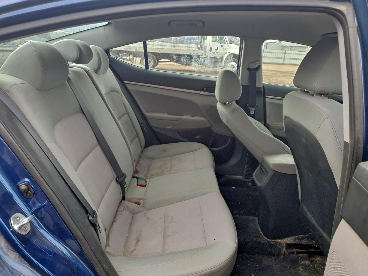 2017 HYUNDAI ELANTRA SE photo 10