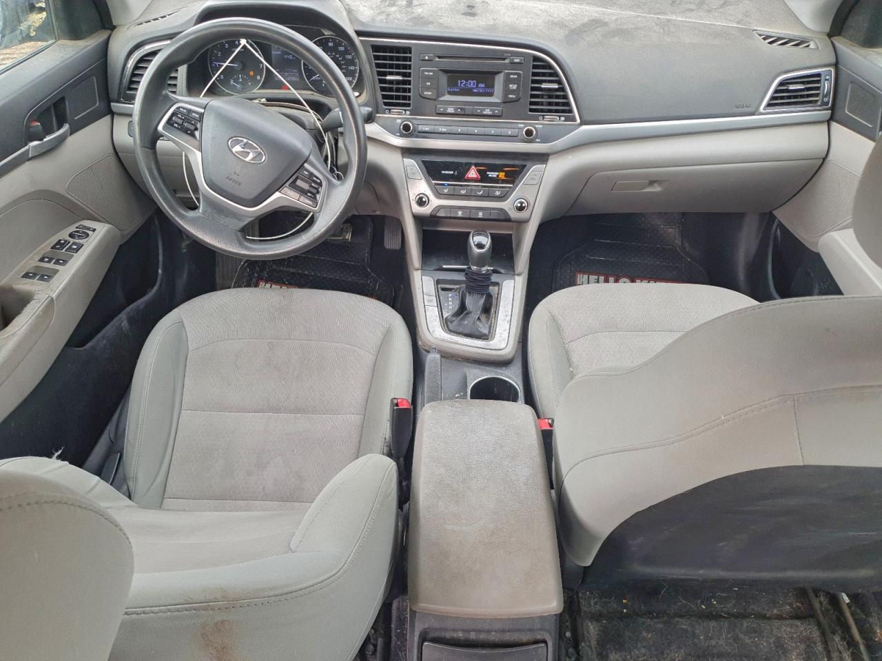 2017 HYUNDAI ELANTRA SE photo 8