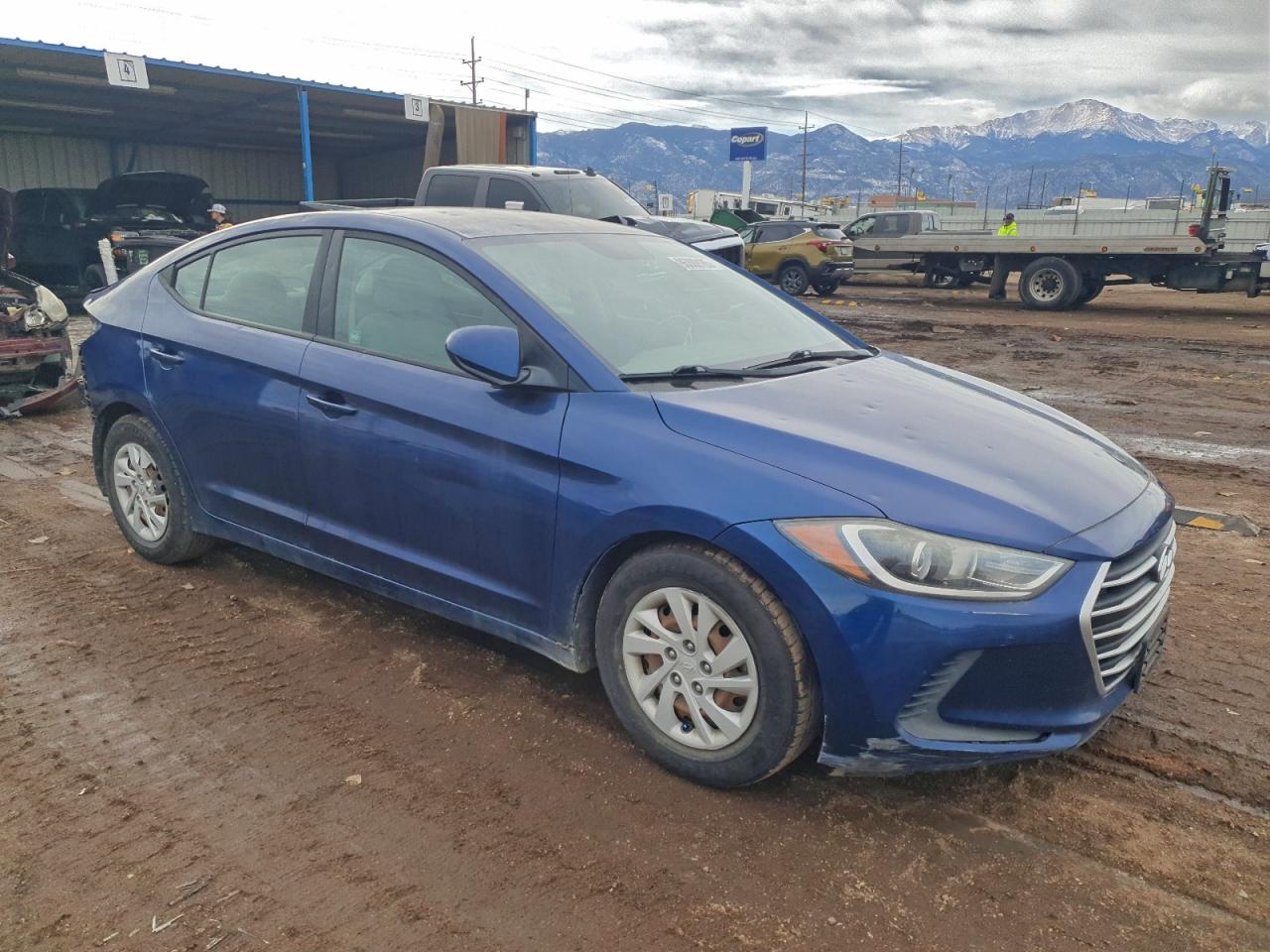 2017 HYUNDAI ELANTRA SE photo 4