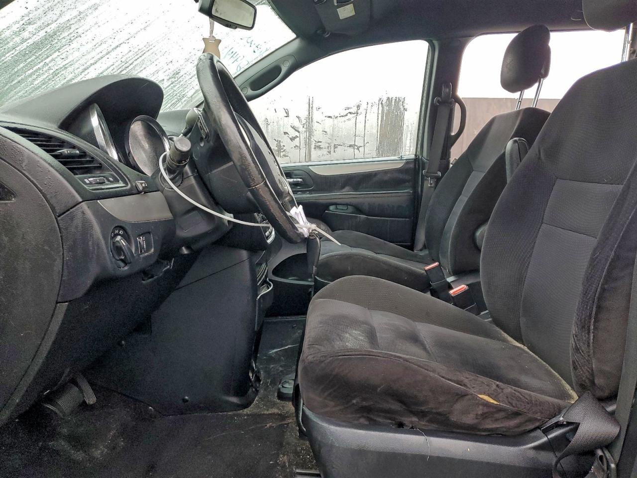2015 DODGE GRAND CARAVAN SE photo 7
