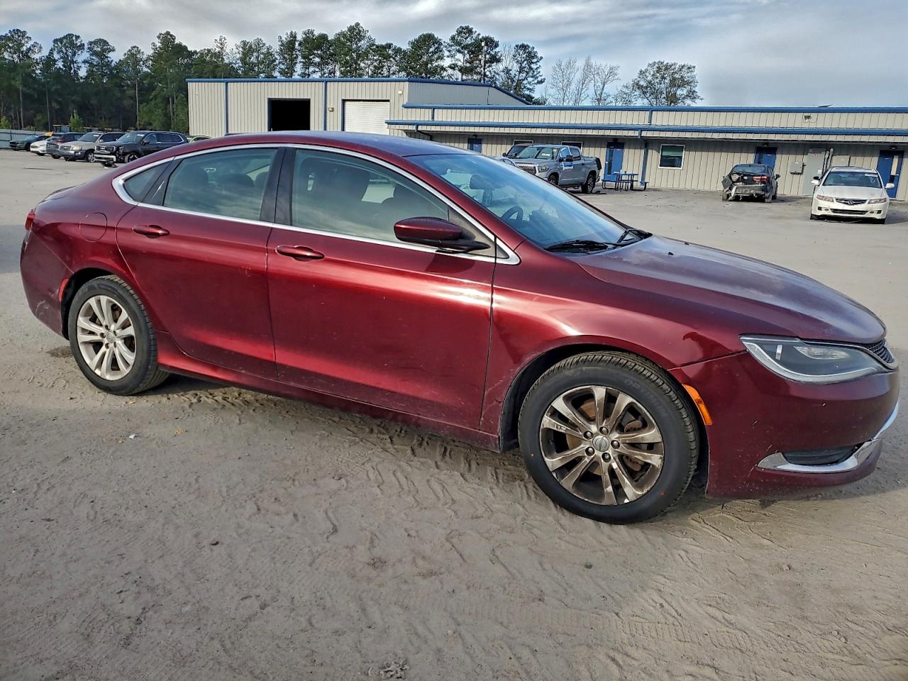 2015 CHRYSLER 200 LIMITED photo 4