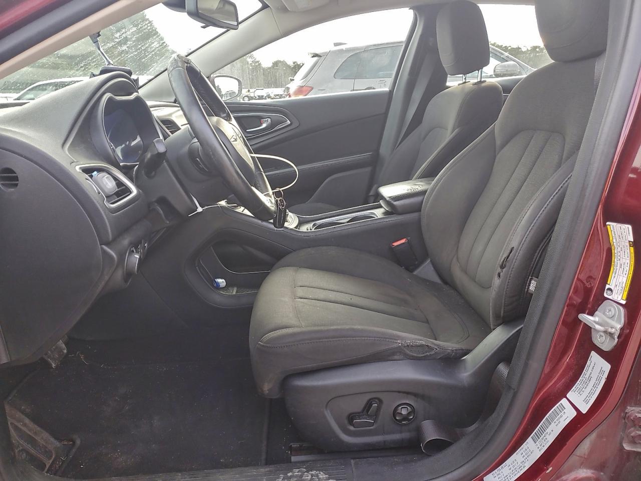 2015 CHRYSLER 200 LIMITED photo 7