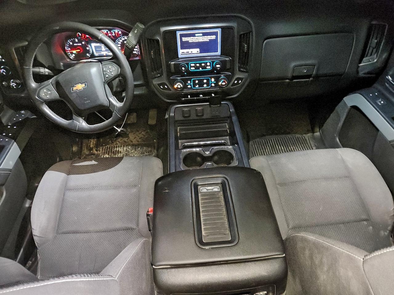 2016 CHEVROLET SILVERADO K1500 LT photo 8