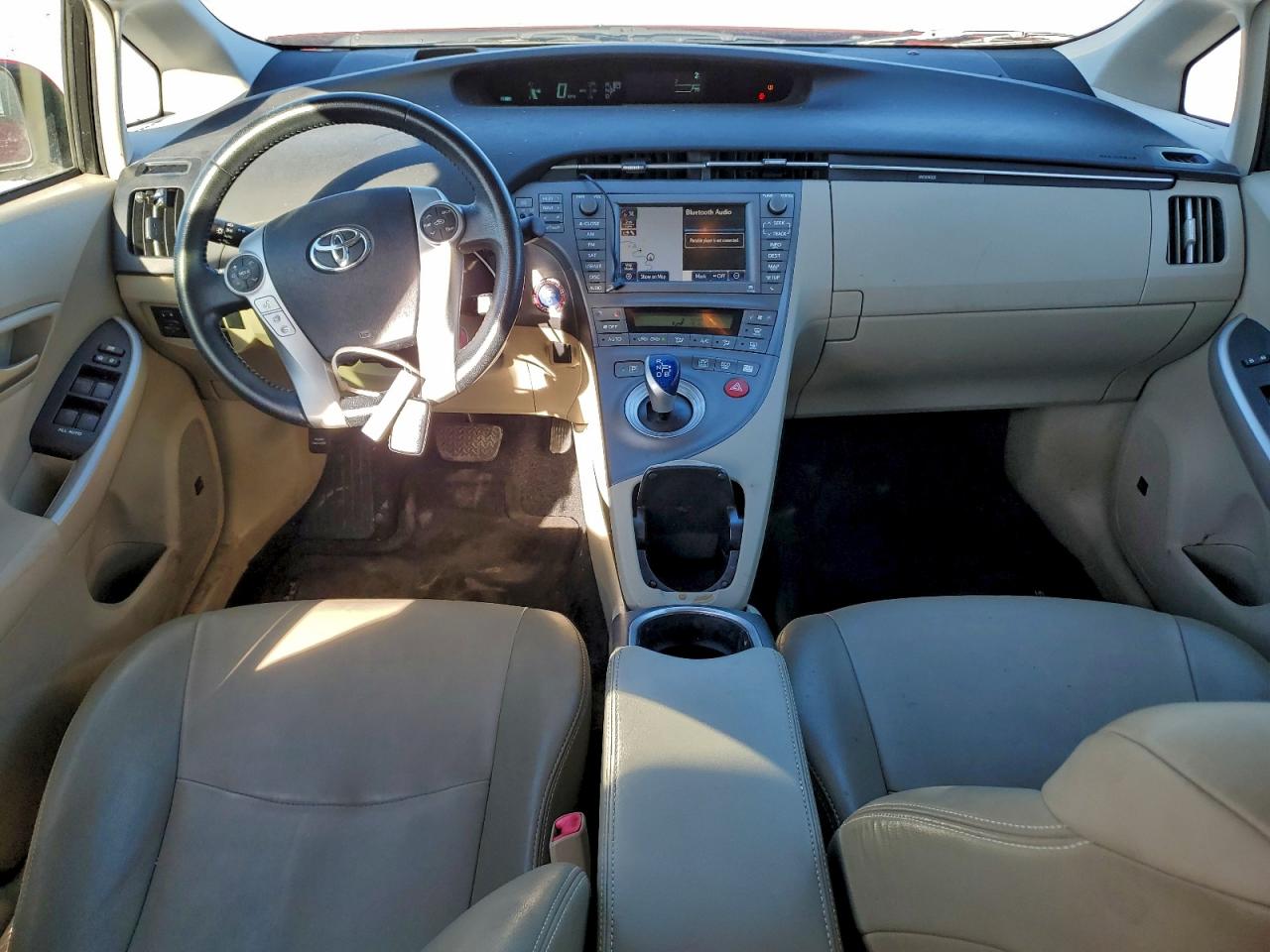 2013 TOYOTA PRIUS photo 15