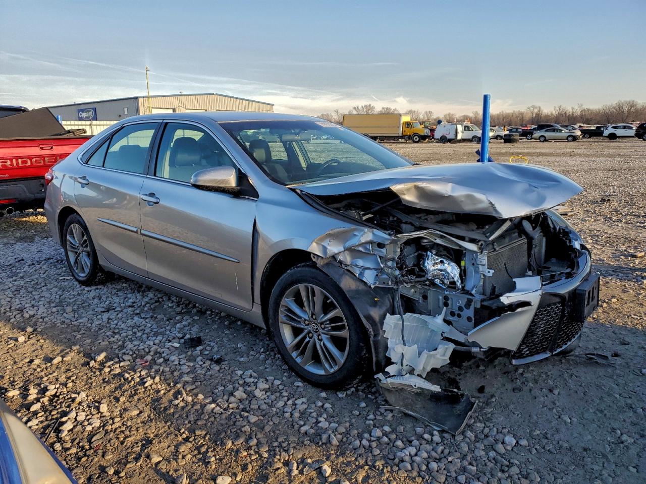 2016 TOYOTA CAMRY photo 10