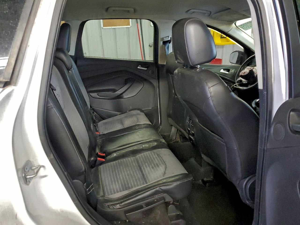 2017 FORD ESCAPE SE photo 21