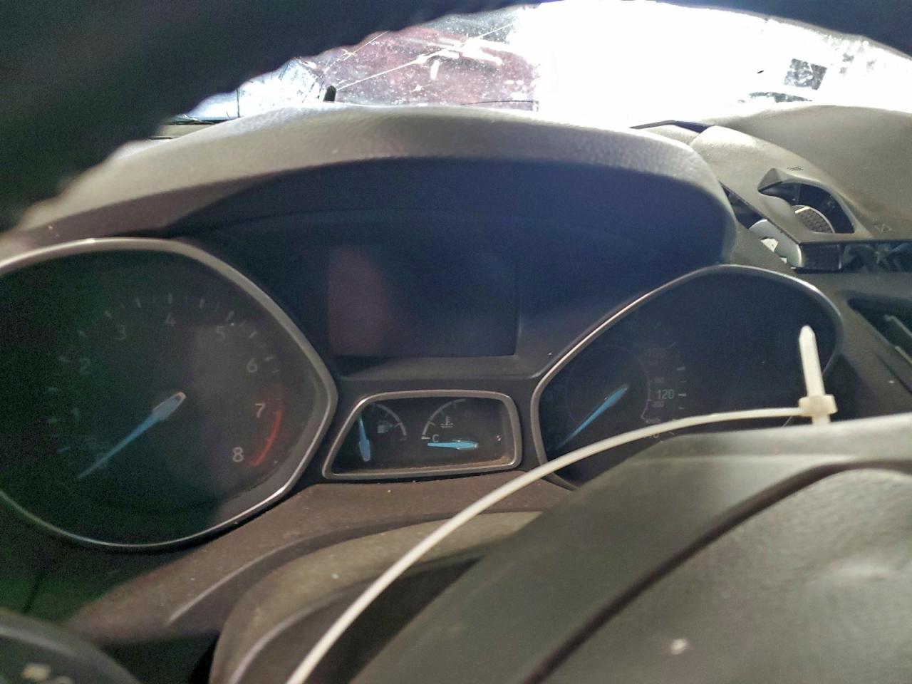 2017 FORD ESCAPE SE photo 17
