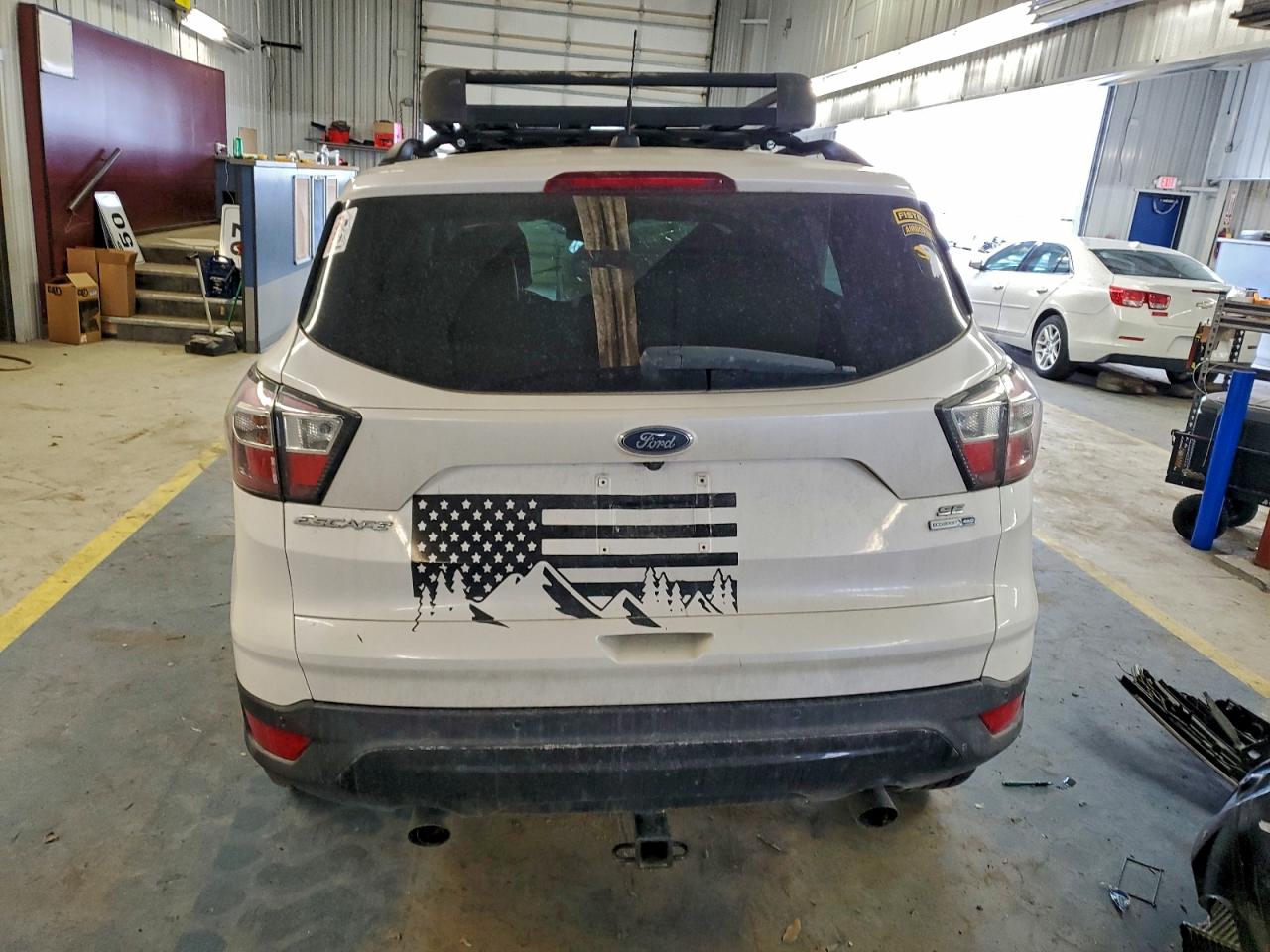 2017 FORD ESCAPE SE photo 11