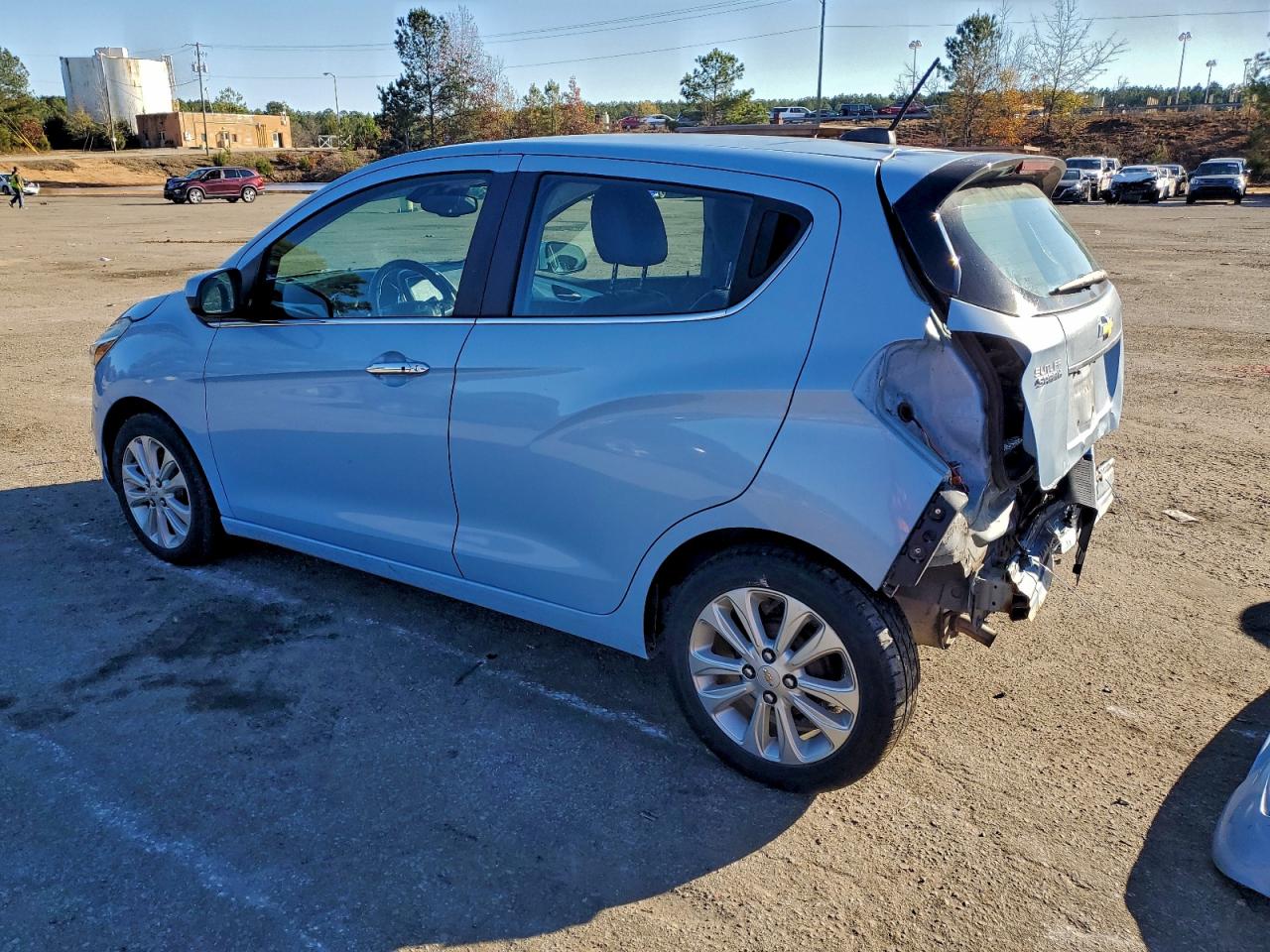 2016 CHEVROLET SPARK 2LT photo 4