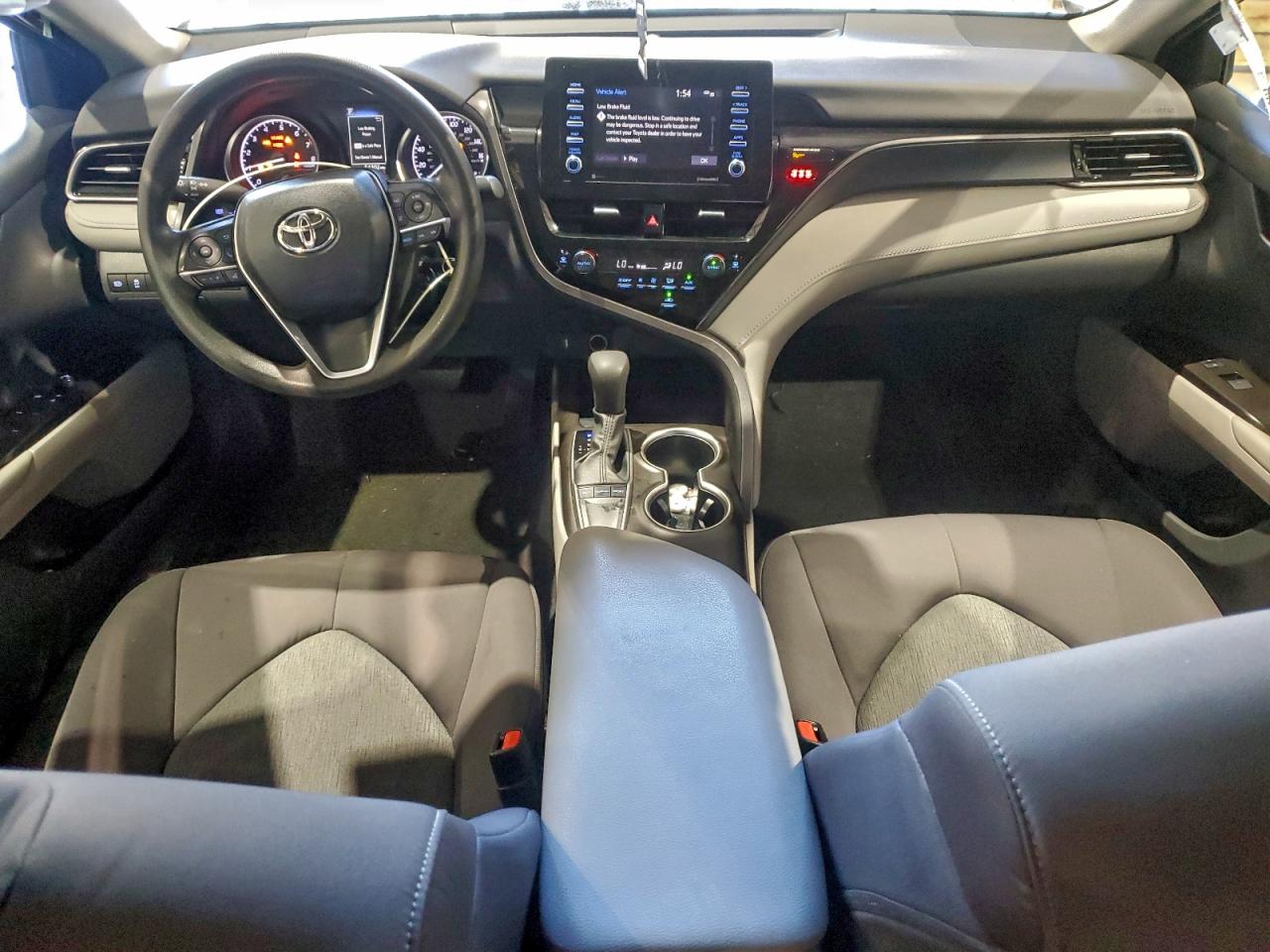2023 TOYOTA CAMRY LE photo 8