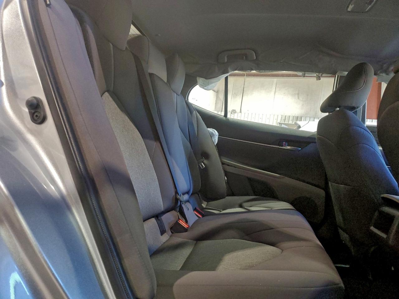 2023 TOYOTA CAMRY LE photo 10
