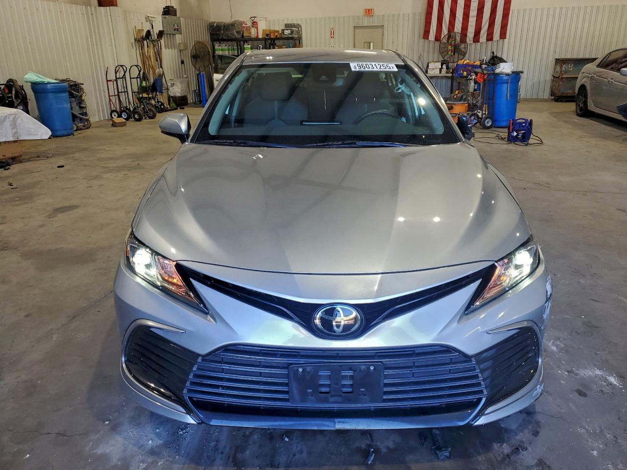 2023 TOYOTA CAMRY LE photo 5