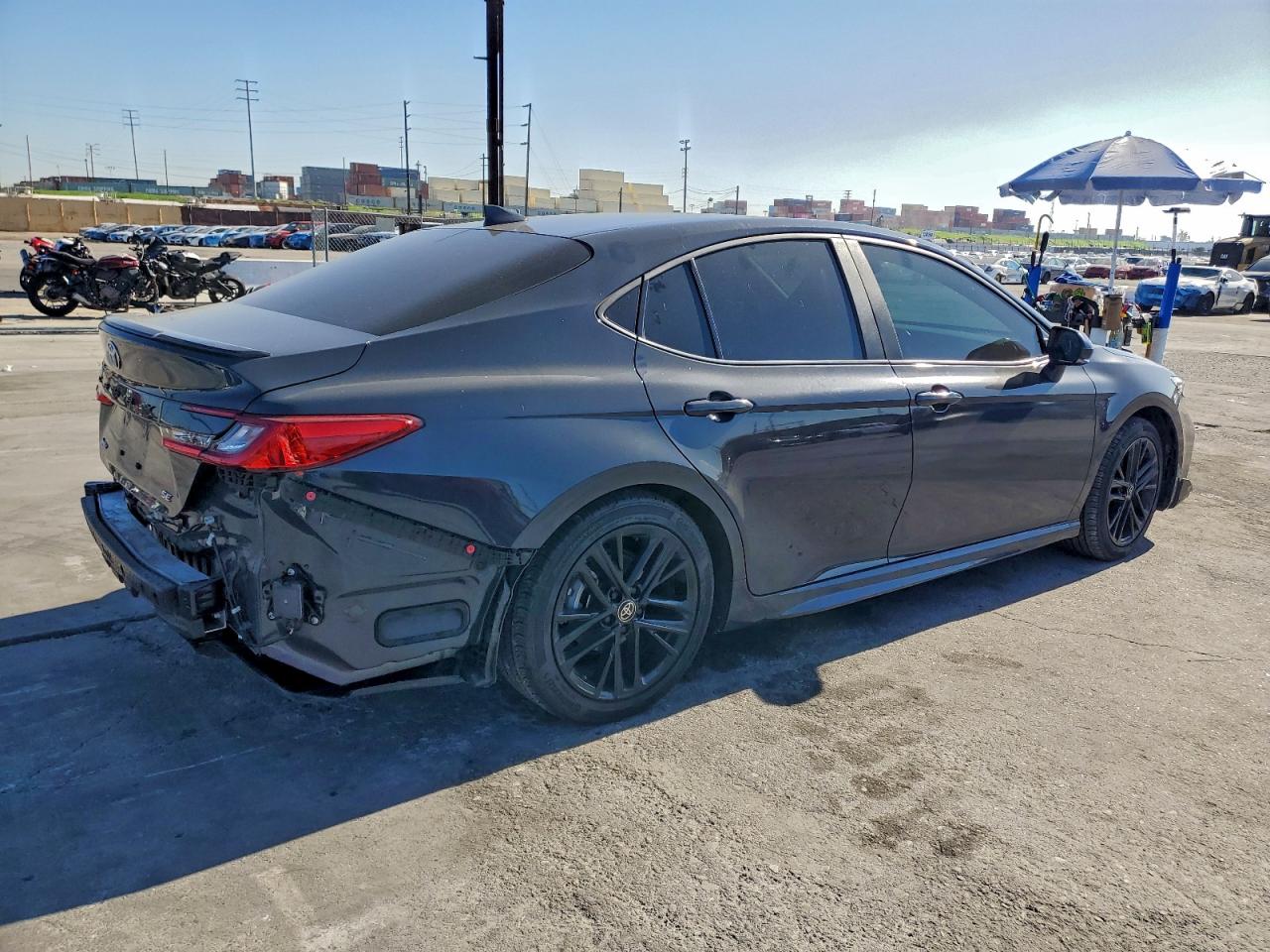 2025 TOYOTA CAMRY XSE photo 3