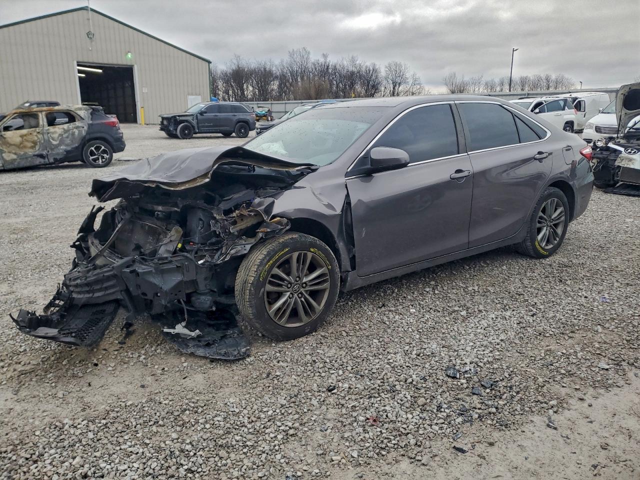 2017 TOYOTA CAMRY