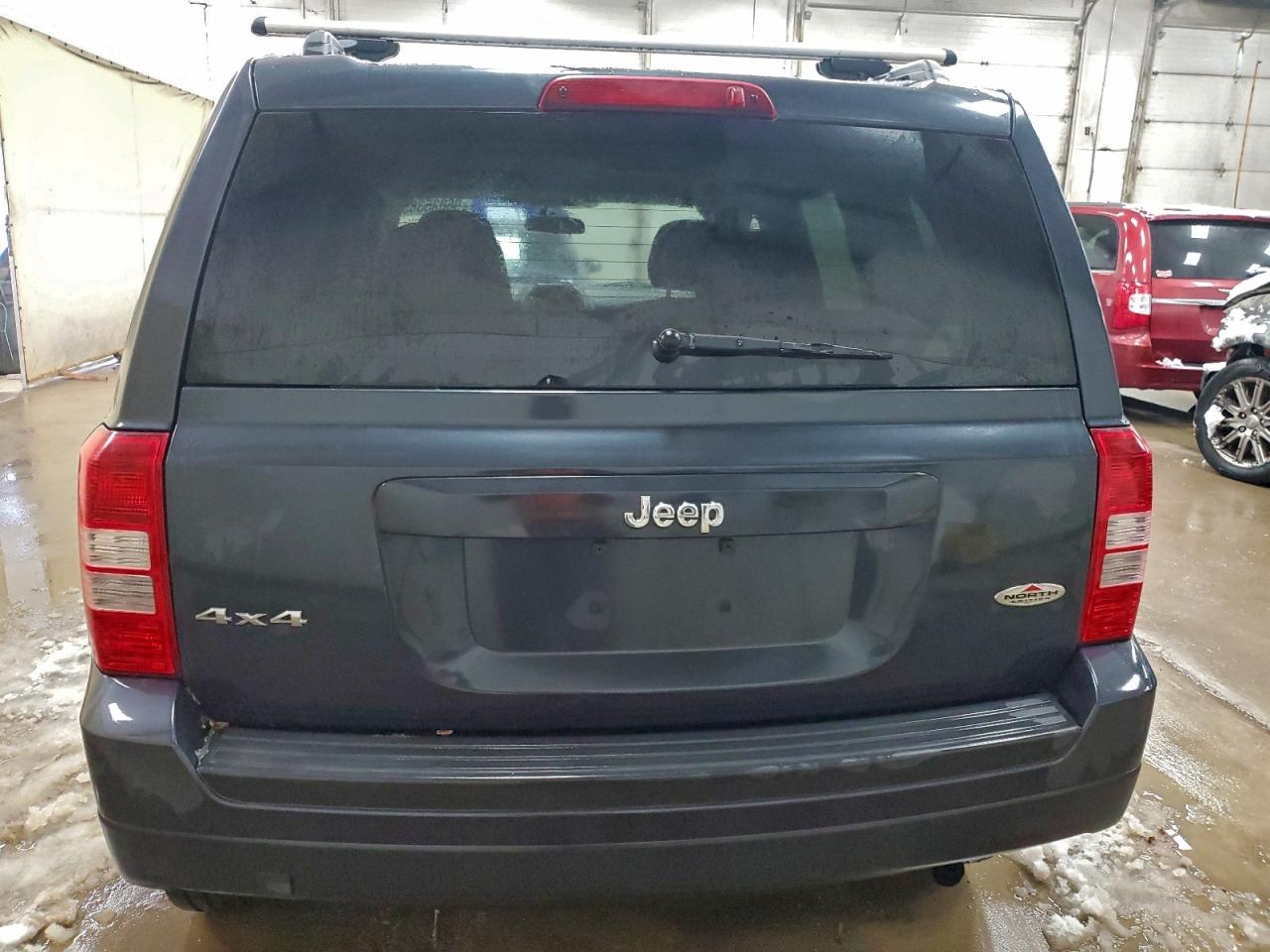 2015 JEEP PATRIOT photo 6