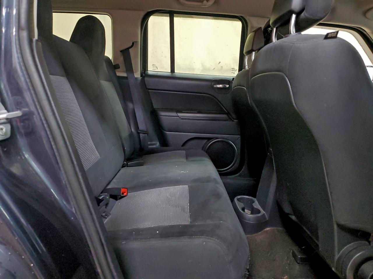 2015 JEEP PATRIOT photo 11
