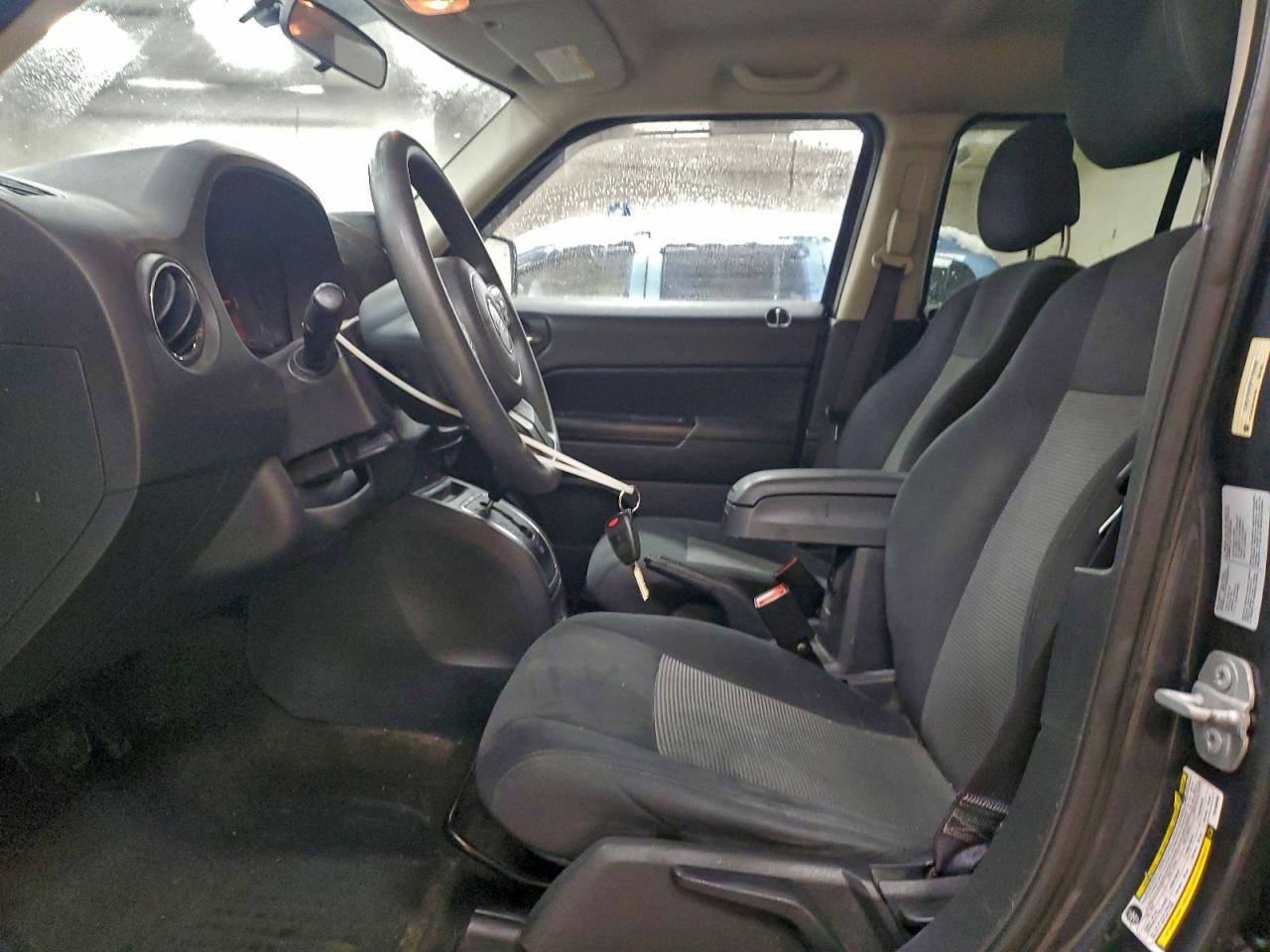 2015 JEEP PATRIOT photo 7