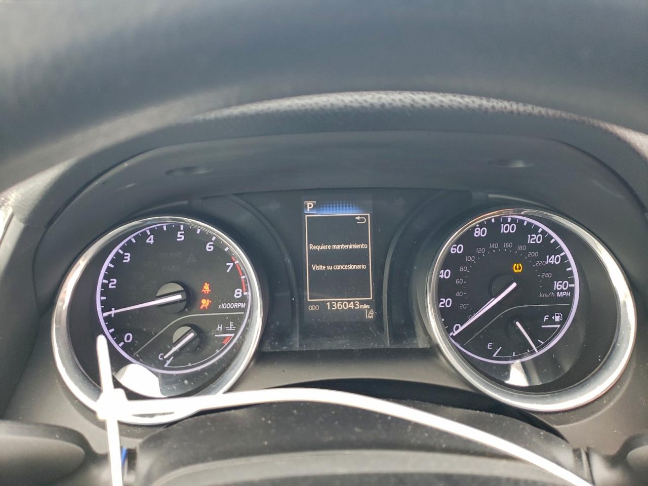 2020 TOYOTA CAMRY LE photo 17