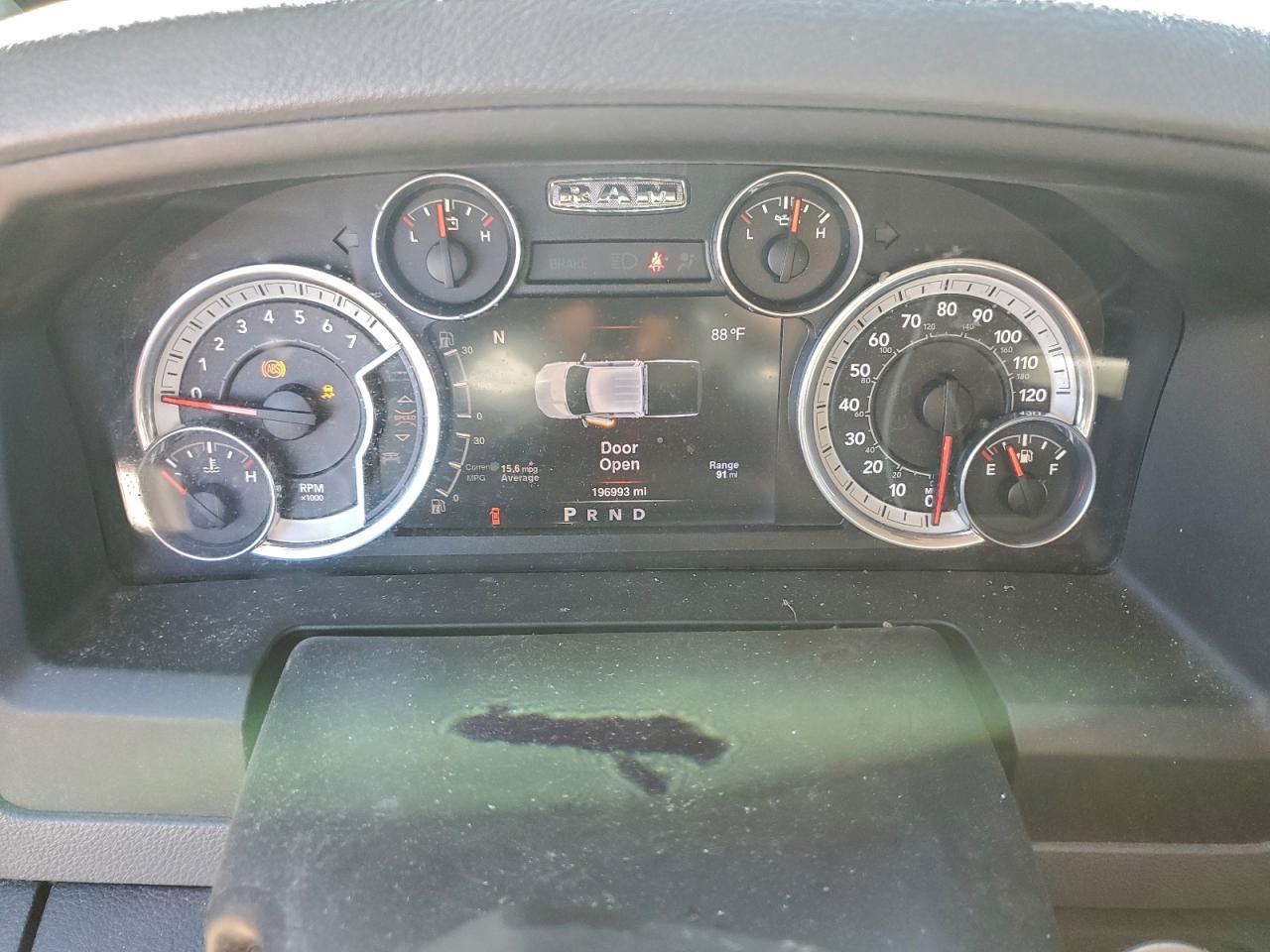 2016 RAM 1500 SLT photo 25