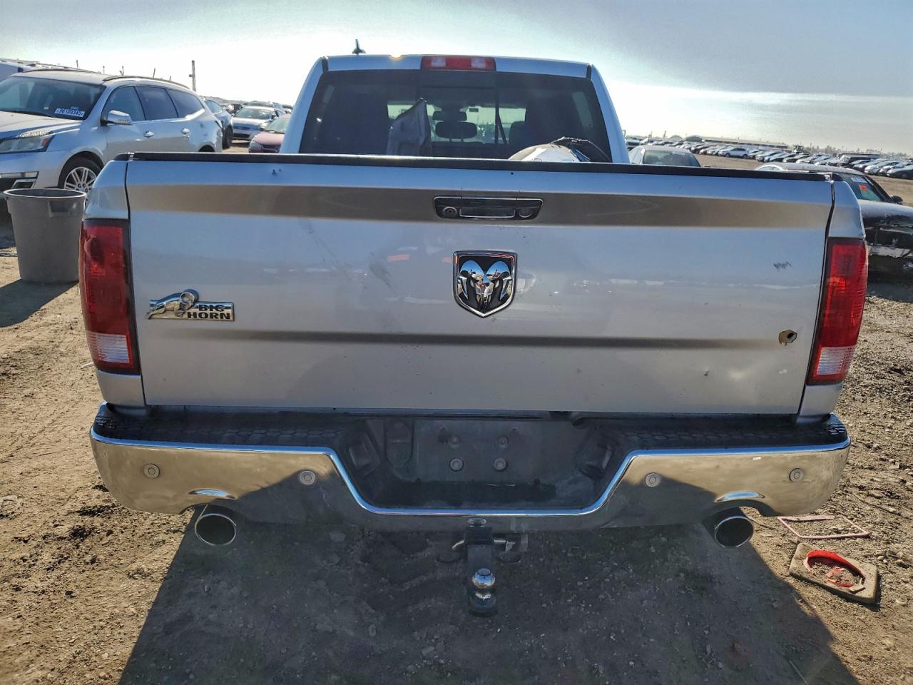 2016 RAM 1500 SLT photo 16