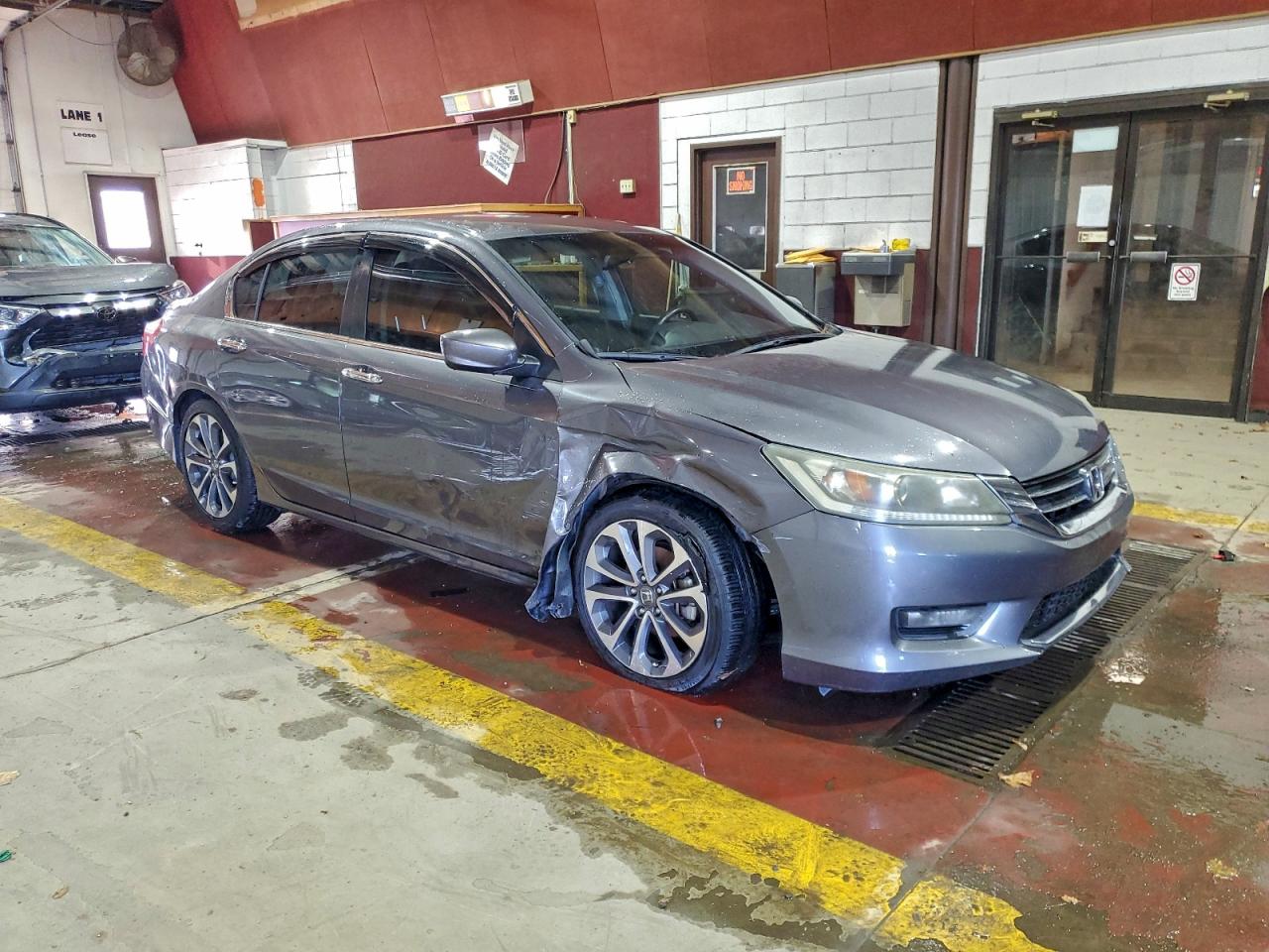 2015 HONDA ACCORD SPORT photo 7