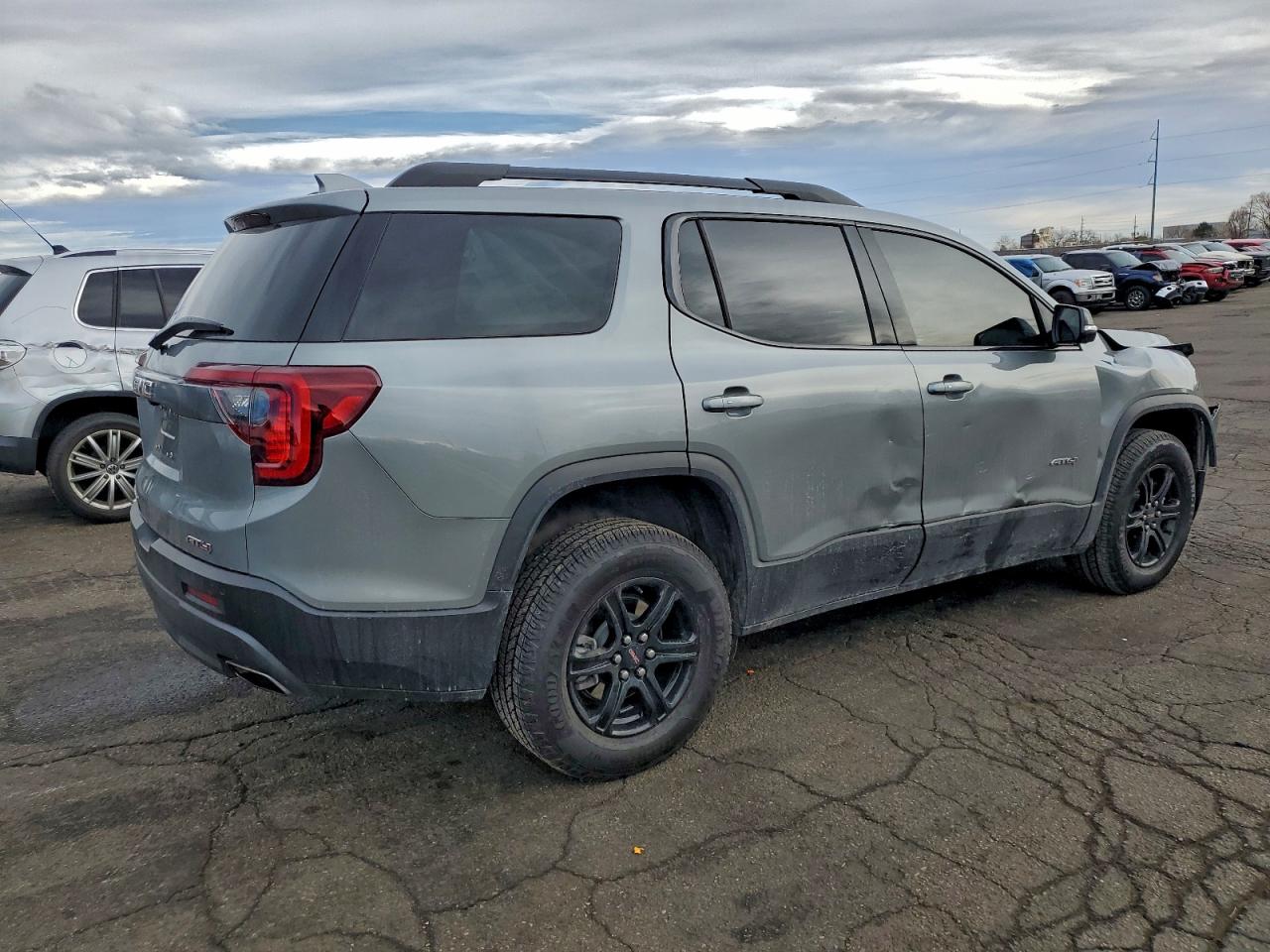 2023 GMC ACADIA AT4 photo 5