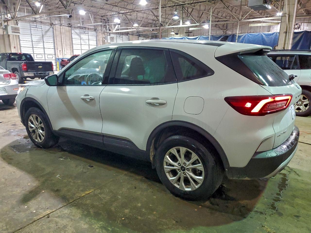2025 FORD ESCAPE ACTIVE photo 3
