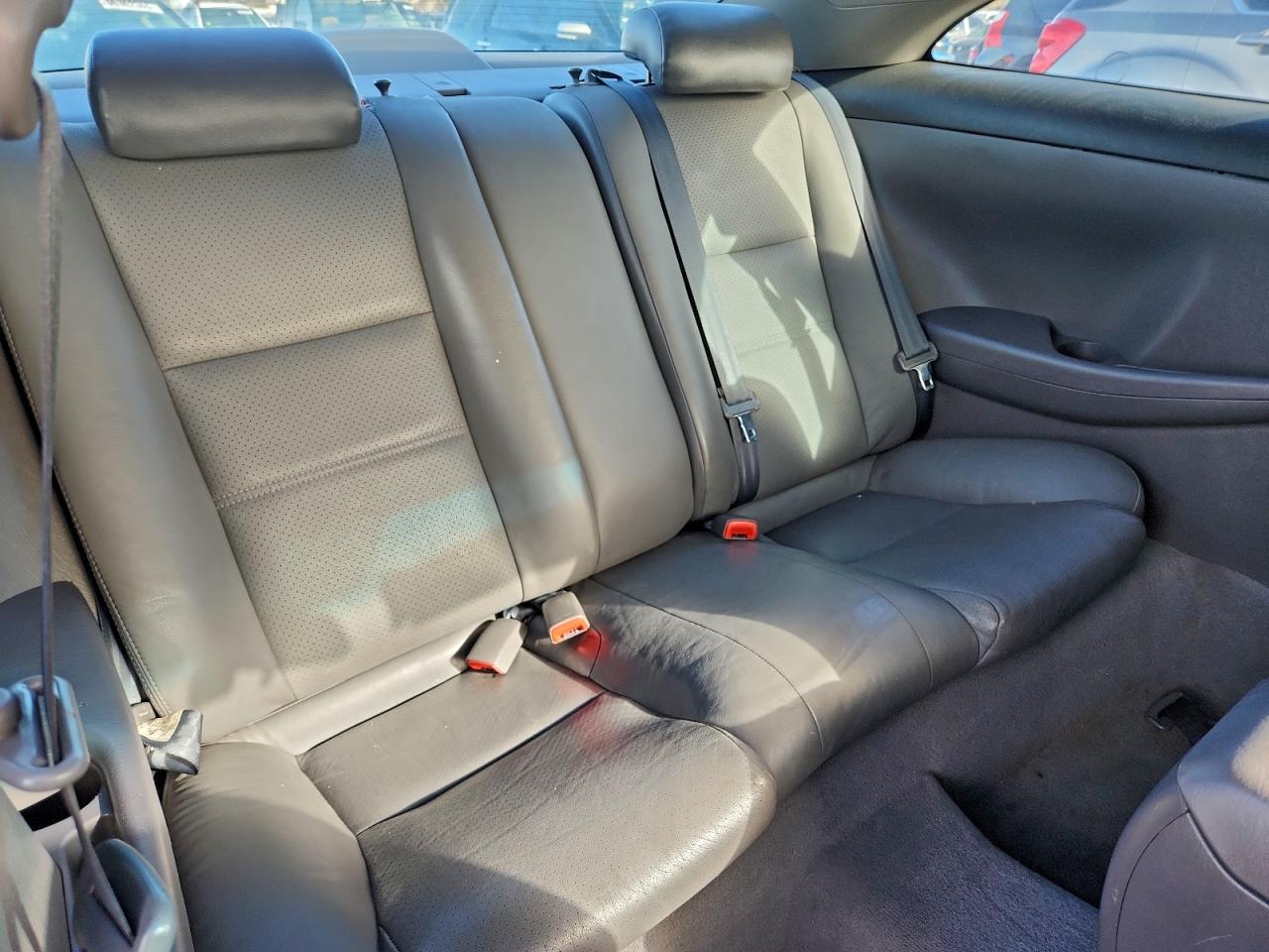 2006 TOYOTA CAMRY SOLARA SE photo 28