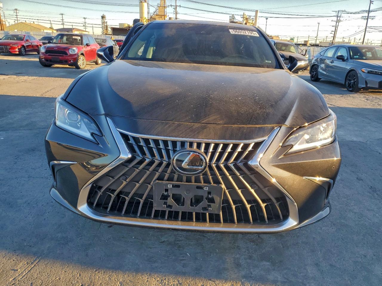 2024 LEXUS ES 300H BASE photo 5
