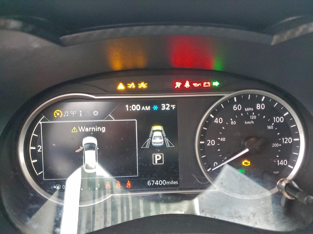2024 NISSAN VERSA SV photo 9