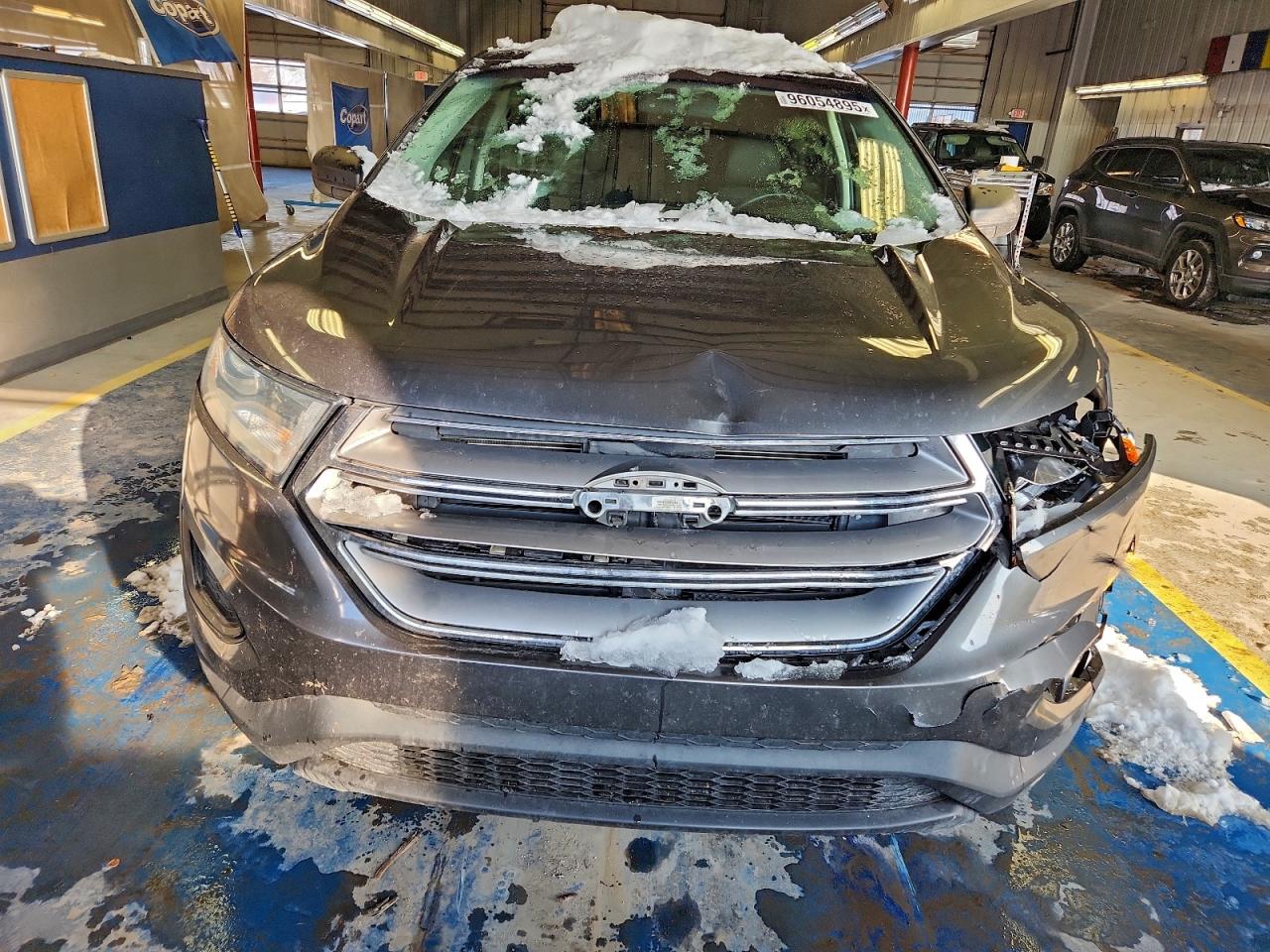 2017 FORD EDGE SE photo 9