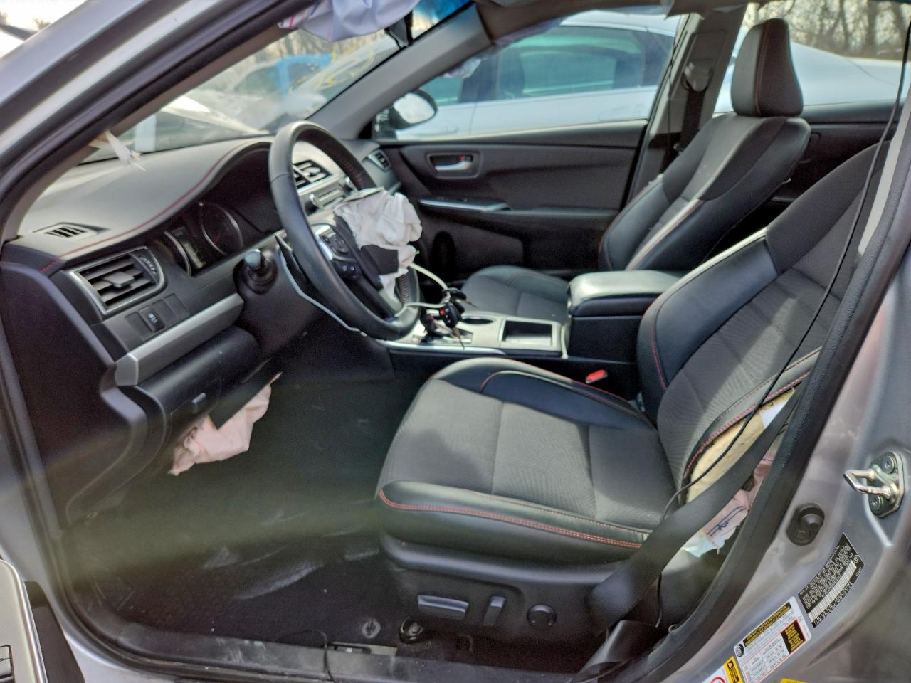 2017 TOYOTA CAMRY photo 7