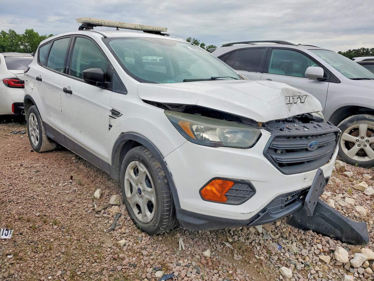 2018 FORD ESCAPE S photo 7