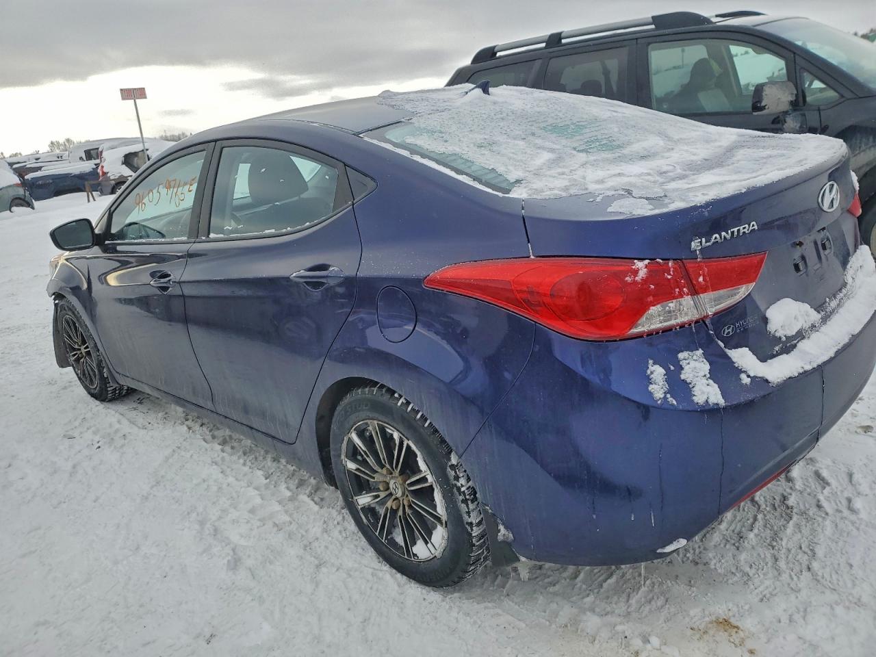 2013 HYUNDAI ELANTRA GLS photo 2