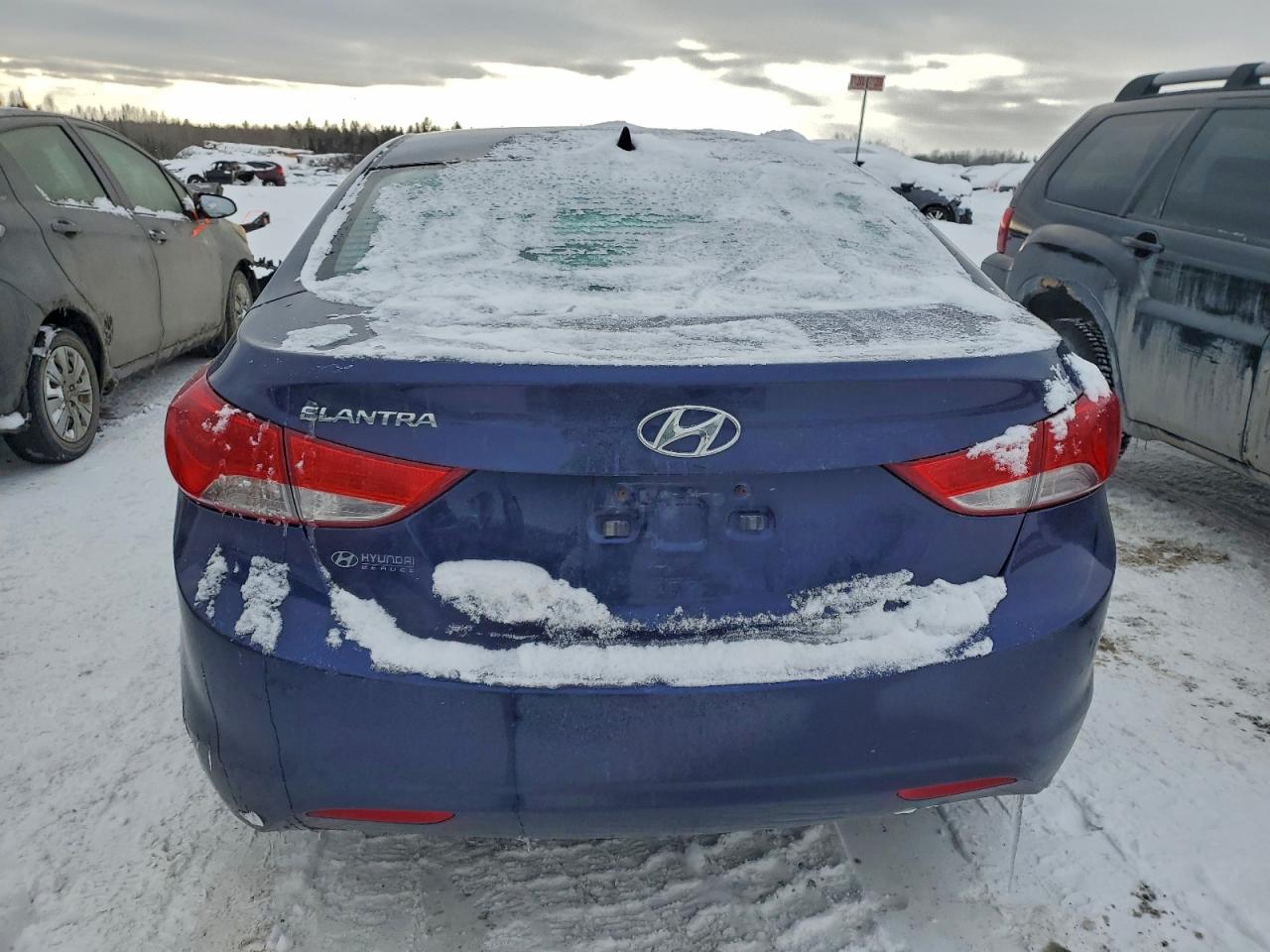 2013 HYUNDAI ELANTRA GLS photo 6