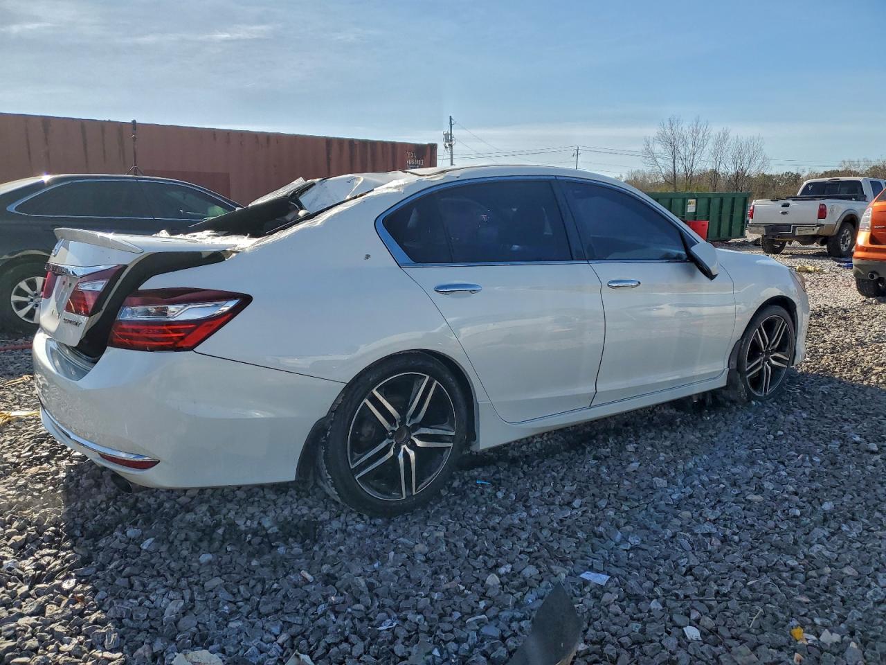 2016 HONDA ACCORD SPORT photo 3