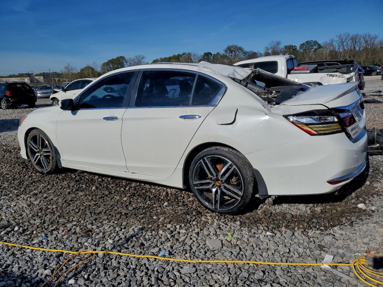 2016 HONDA ACCORD SPORT photo 2