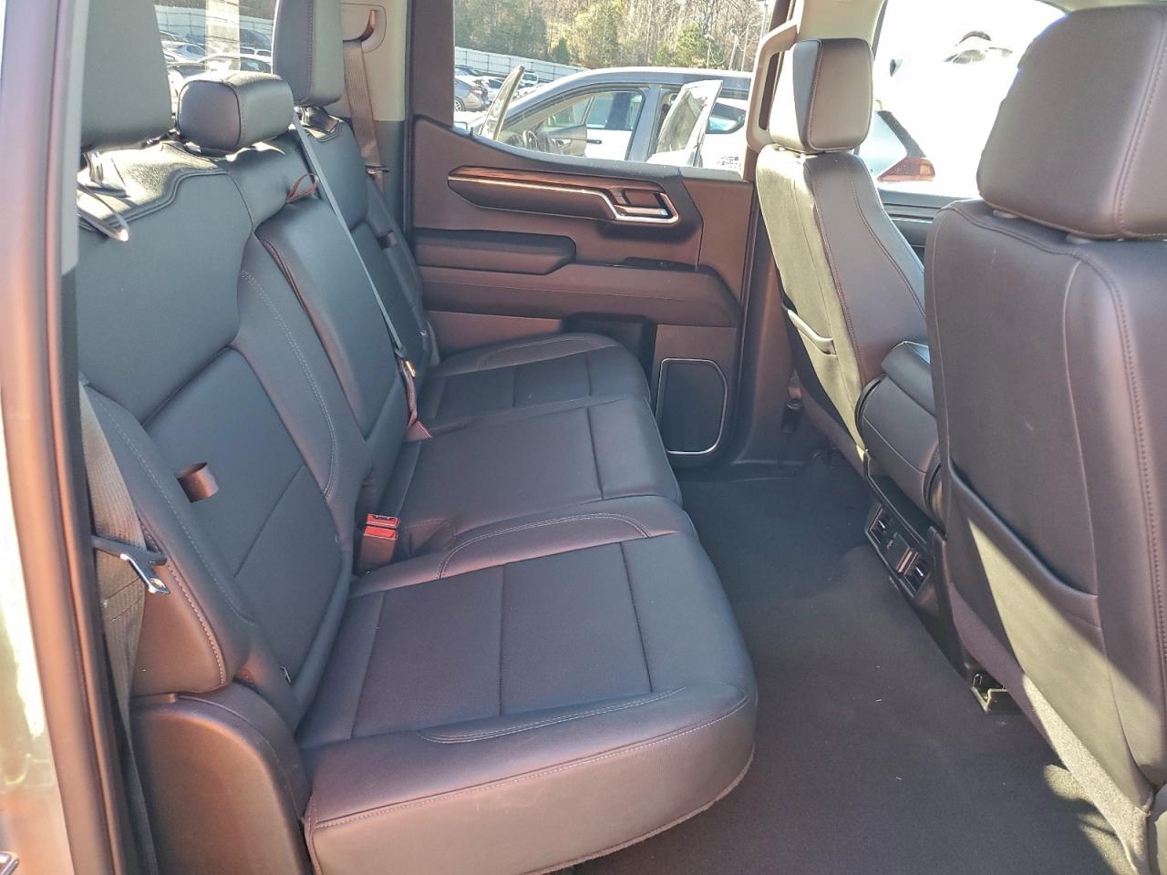 2025 GMC SIERRA C1500 SLT photo 10