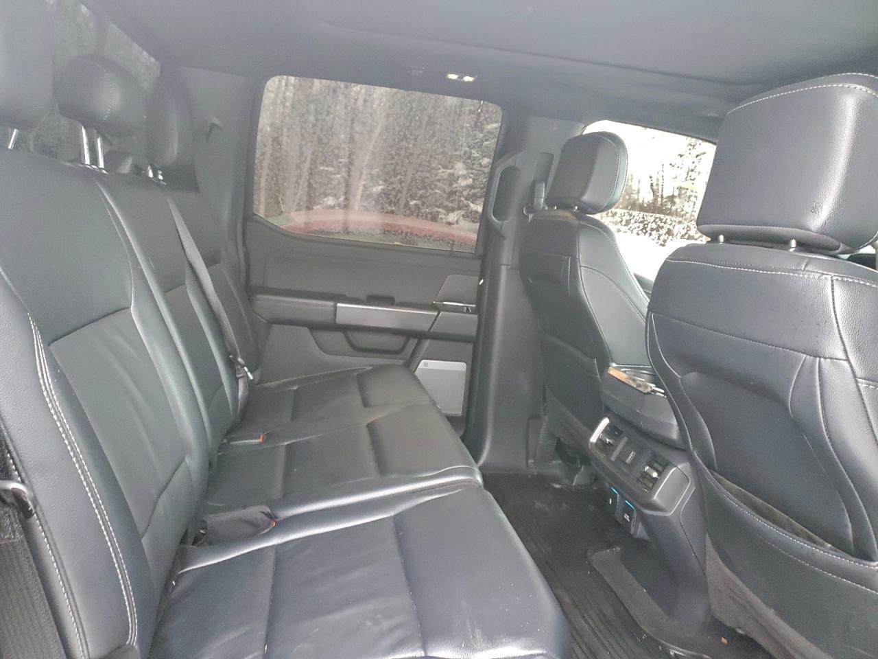 2024 FORD F150 XLT photo 19