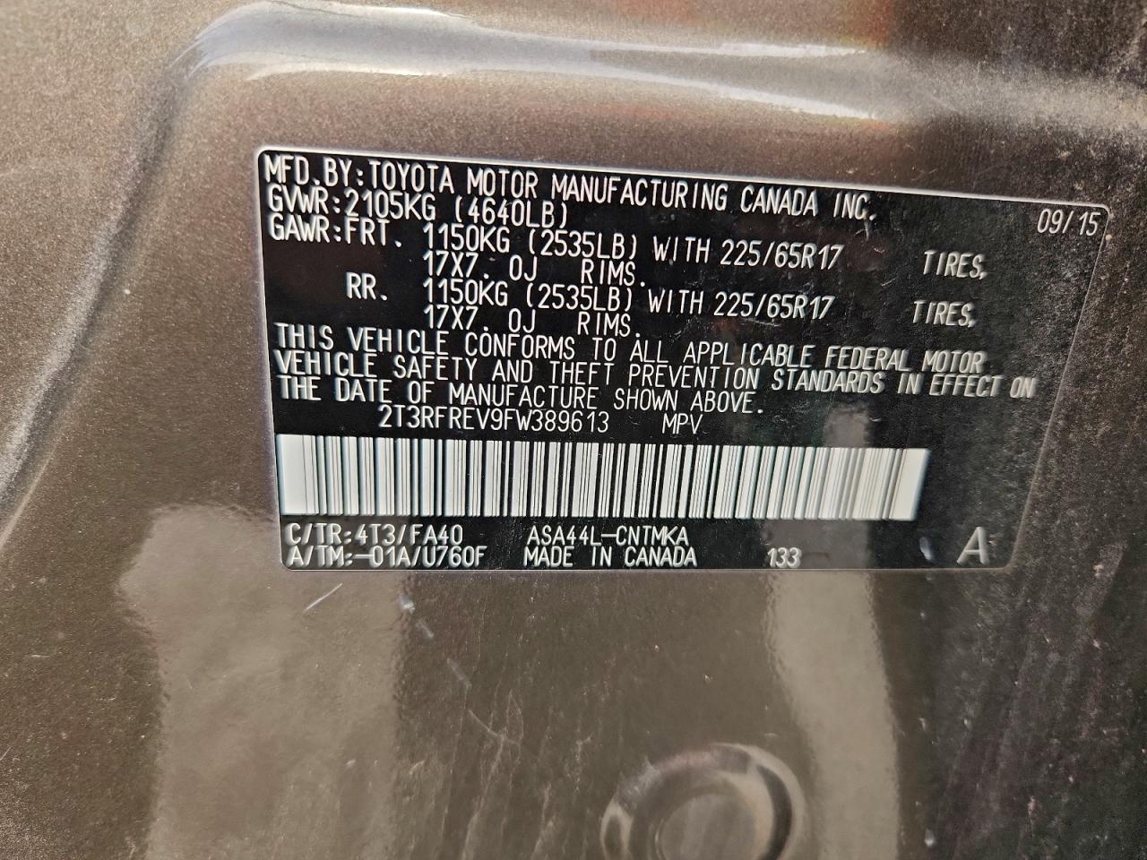2015 TOYOTA RAV4 XLE photo 37