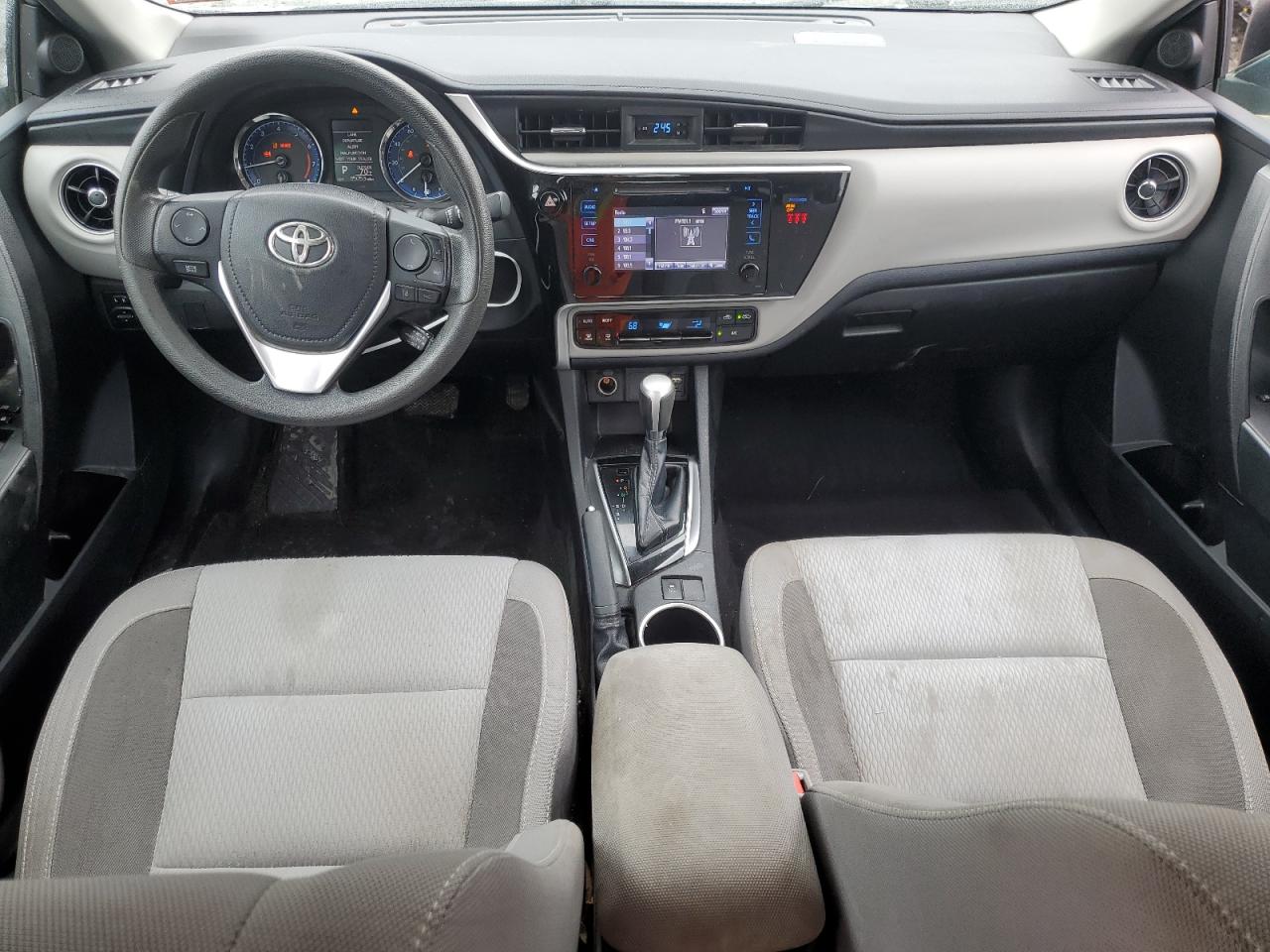 2019 TOYOTA COROLLA L photo 15